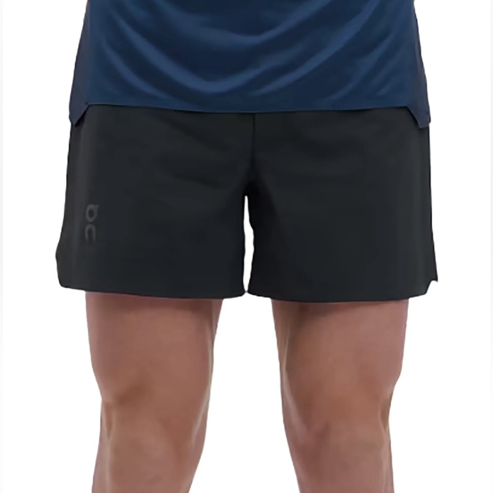 ON RUNNING Men's 5'' Lightweight Shorts Sz M